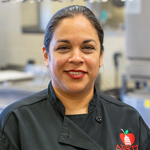 Monica Iniguez-Saucedo